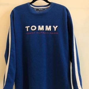 Vintage Tommy Hilfiger oversized sweatshirt